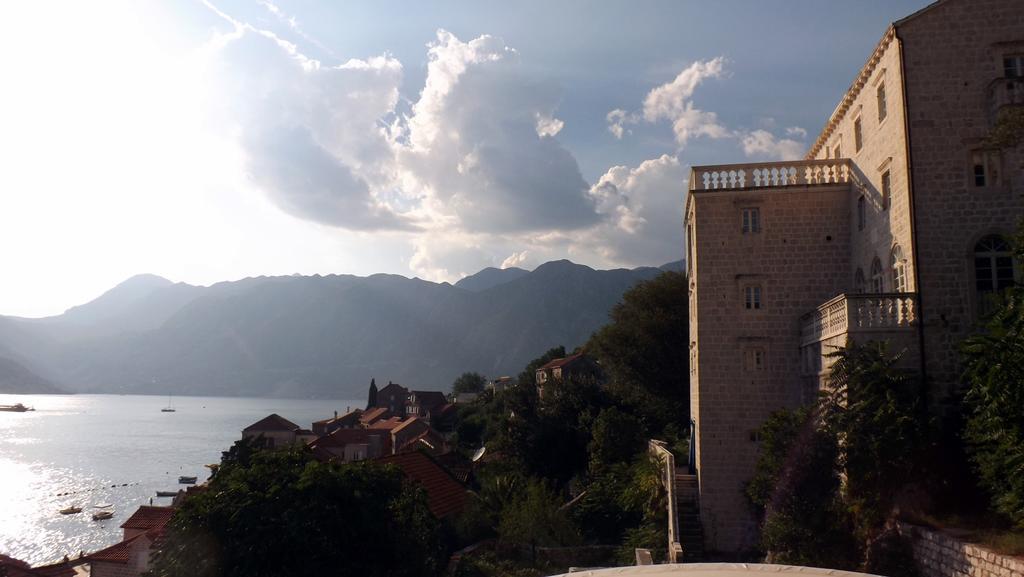 Gudelj Apartments Perast Habitación foto