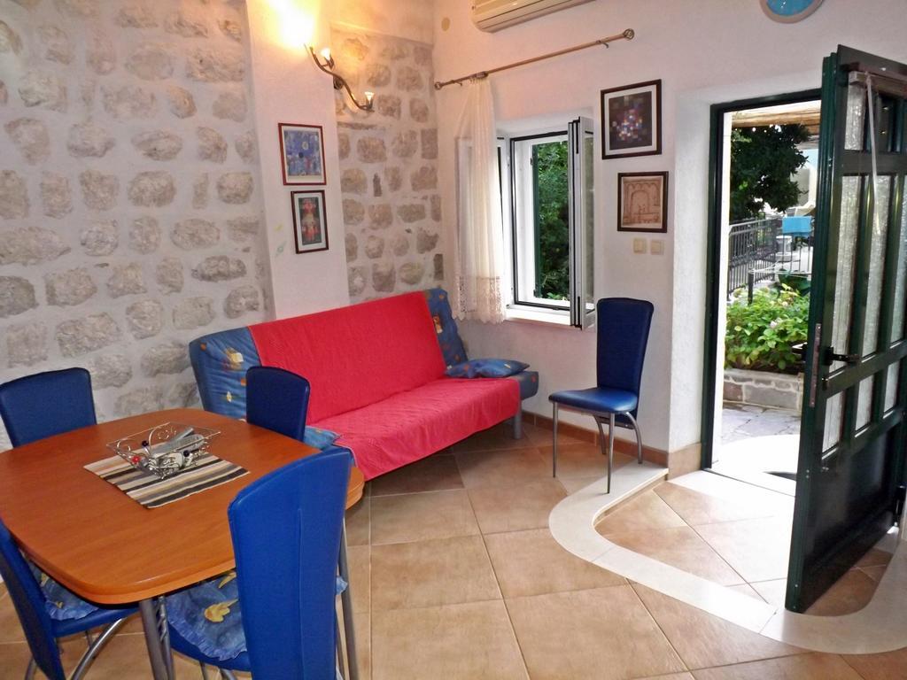 Gudelj Apartments Perast Habitación foto